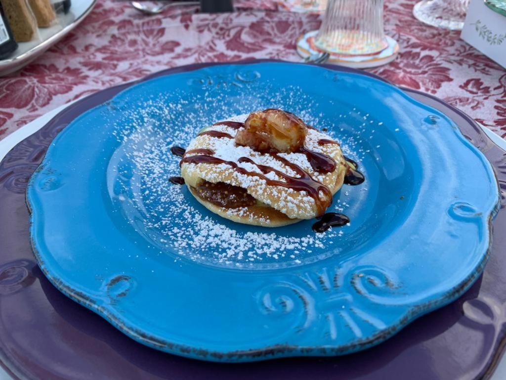 Luxury Olimpia Restaurant 2*